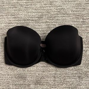 Lined strapless bra
